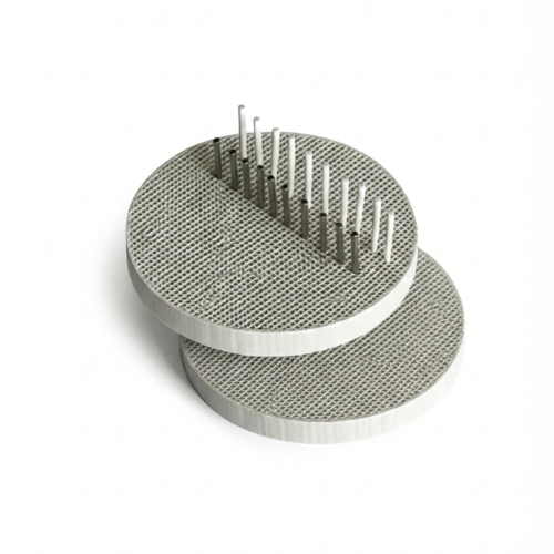 CIRCULAR SHAPED CERAMIC PLATE WITH PINS